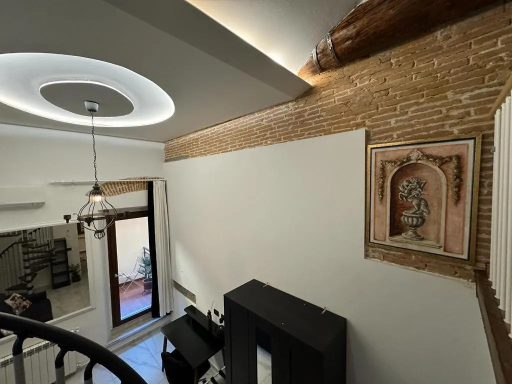 Venus Two-Floored Stylish Apartment In The City Center Florence 0*,  Italy