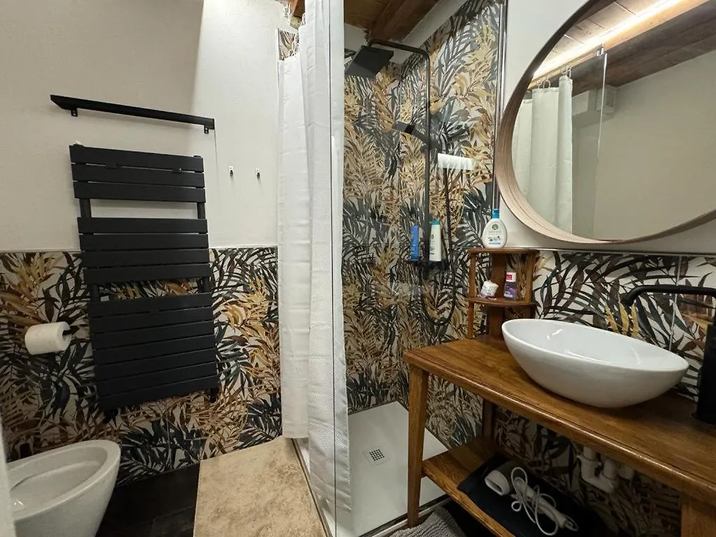 Venus Two-Floored Stylish Apartment In The City Center Florence Aparthotel